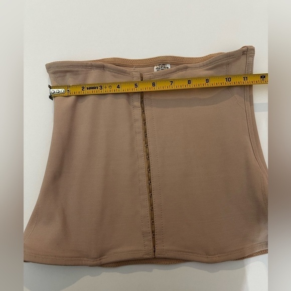 NWOT MIRACLESUIT EXTRA FIRM CONTROL SHAPING & SLIMMING WAIST CINCHER WOMEN M - Picture 2 of 7